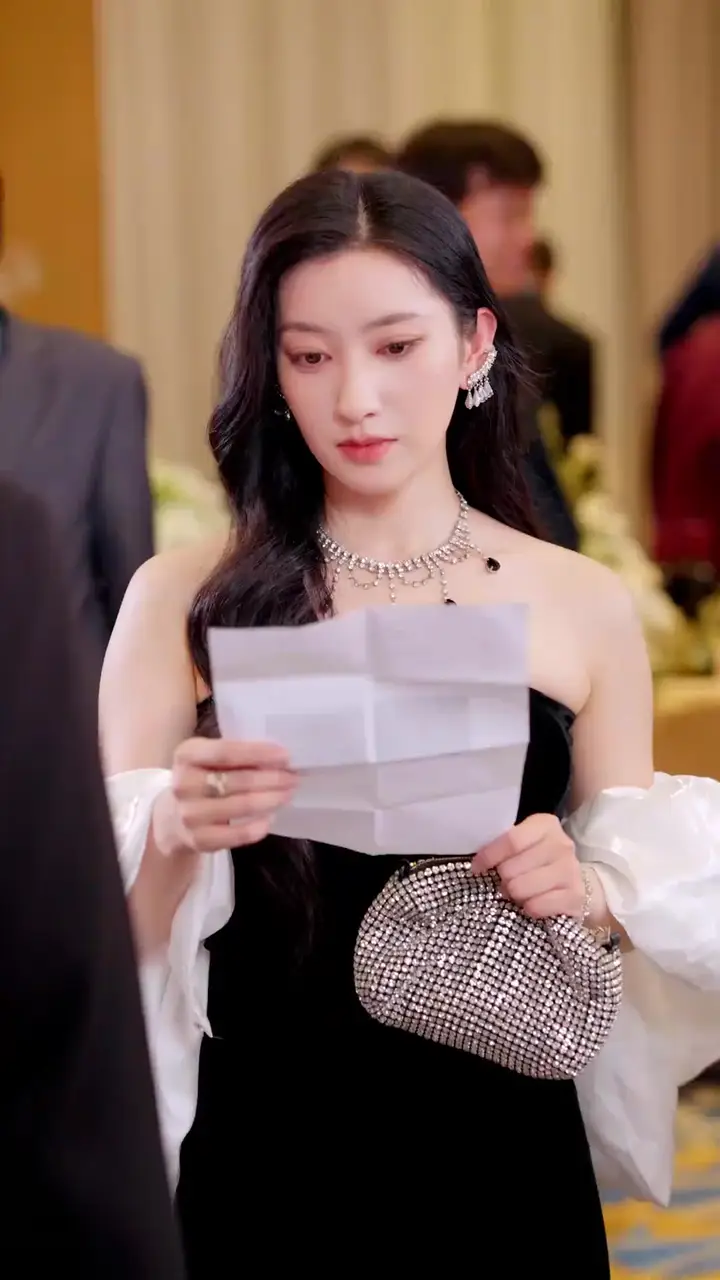 (Dubbed)Breaking Free from the Billionaire’s Betrayal Episode 12