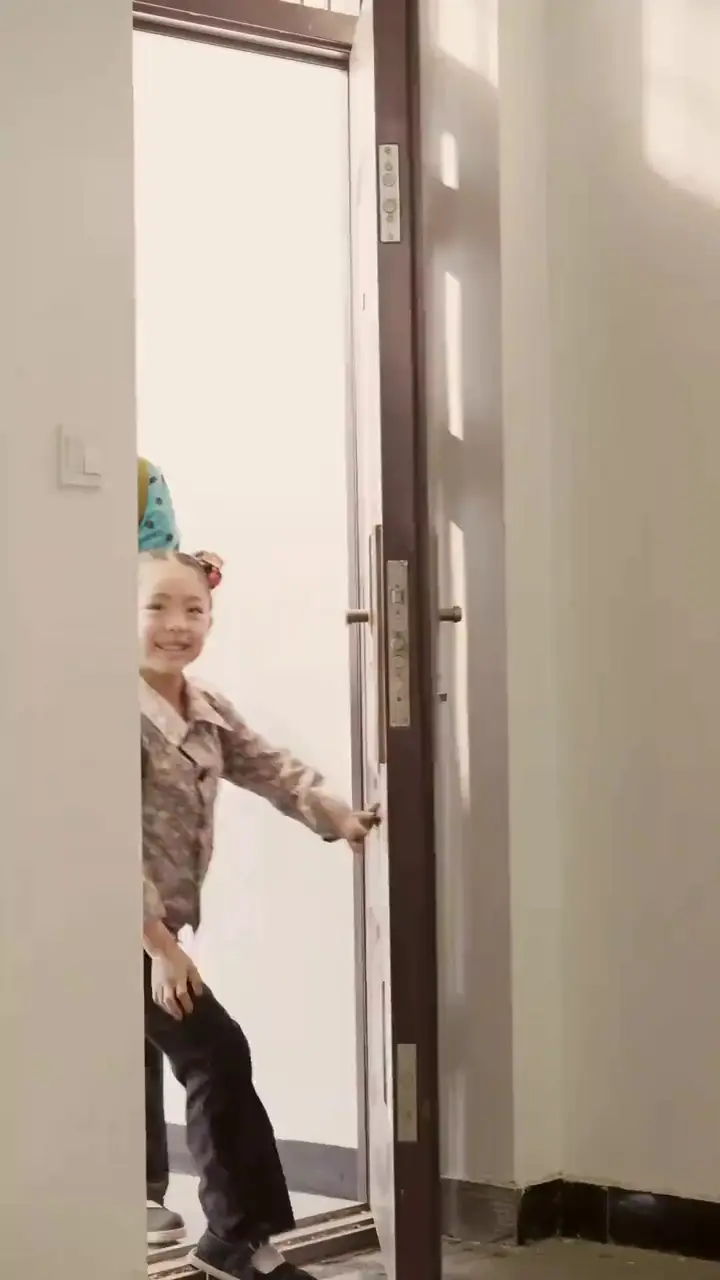 (Dubbed)Scarlett's Lucky Charm Episode 38