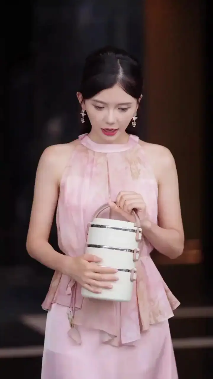 (Dubbed)Mr. CEO's First Love Episode 53