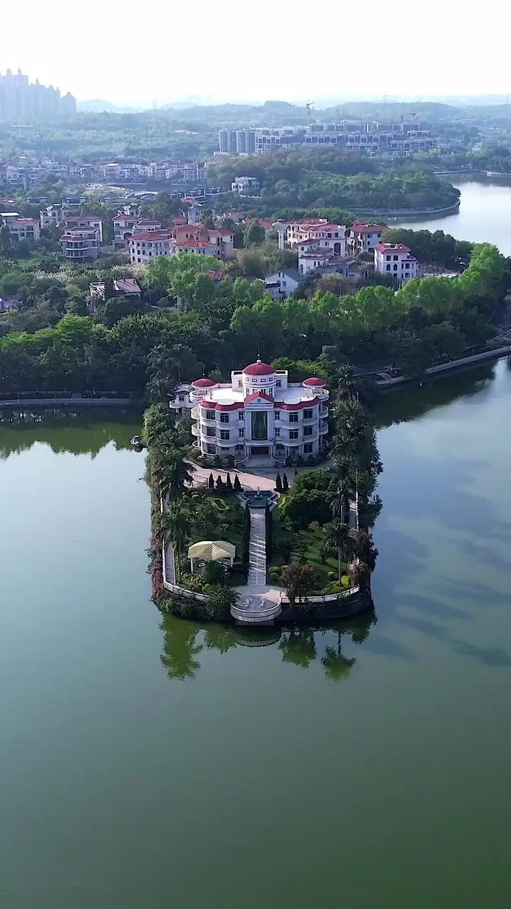 Bulut ve Deniz Arasındaki Mesafe Bölüm 4