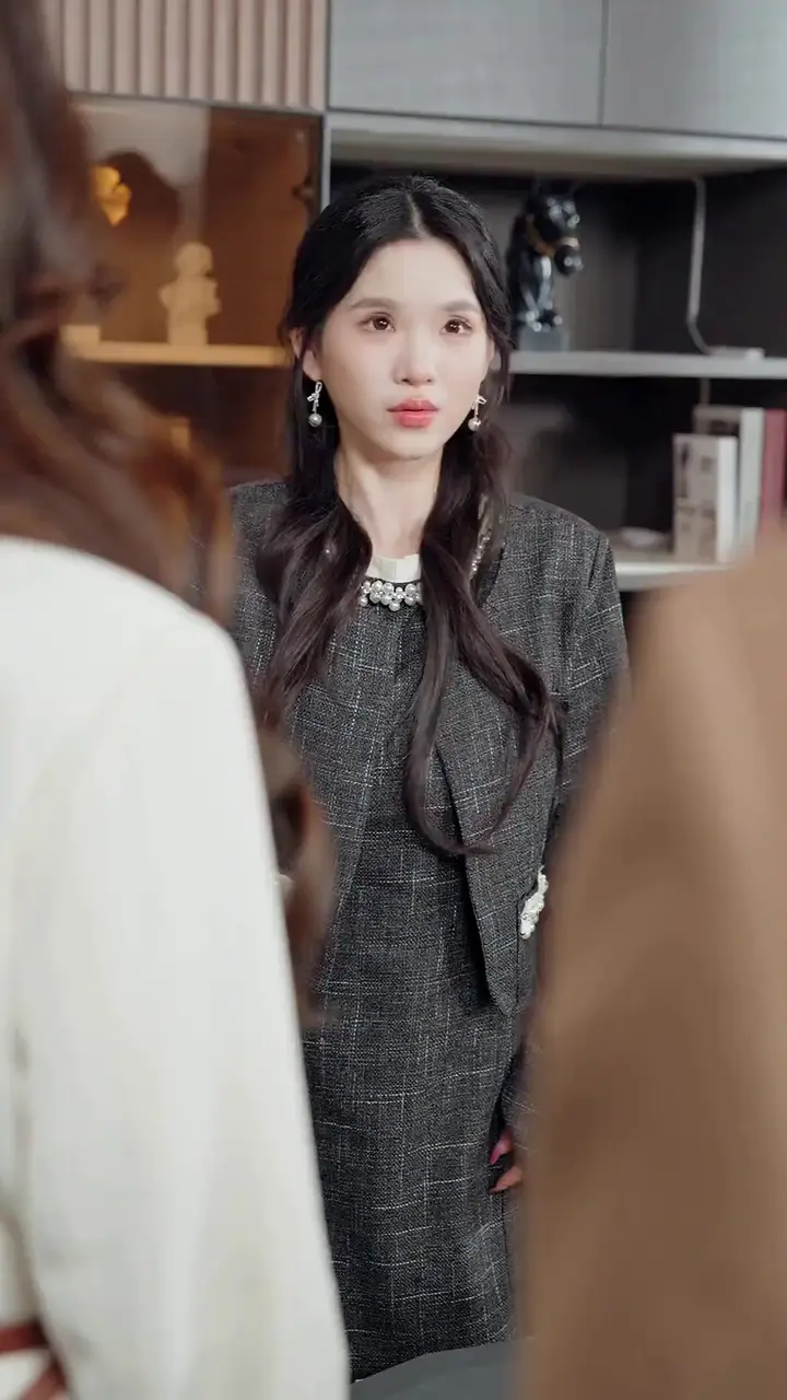 (Dubbed) Got A CEO Wife and A Cute Girl Episode 36