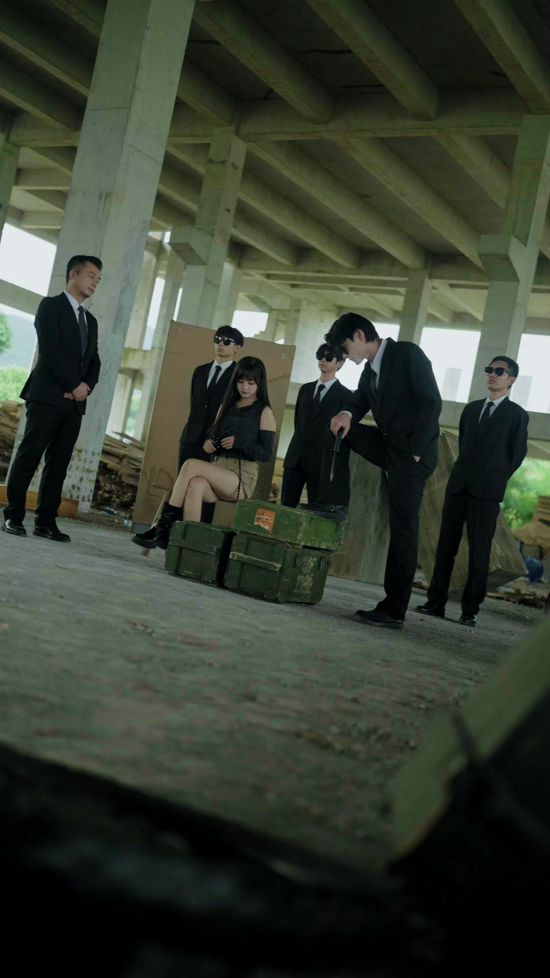 Killing's My Business, CEO