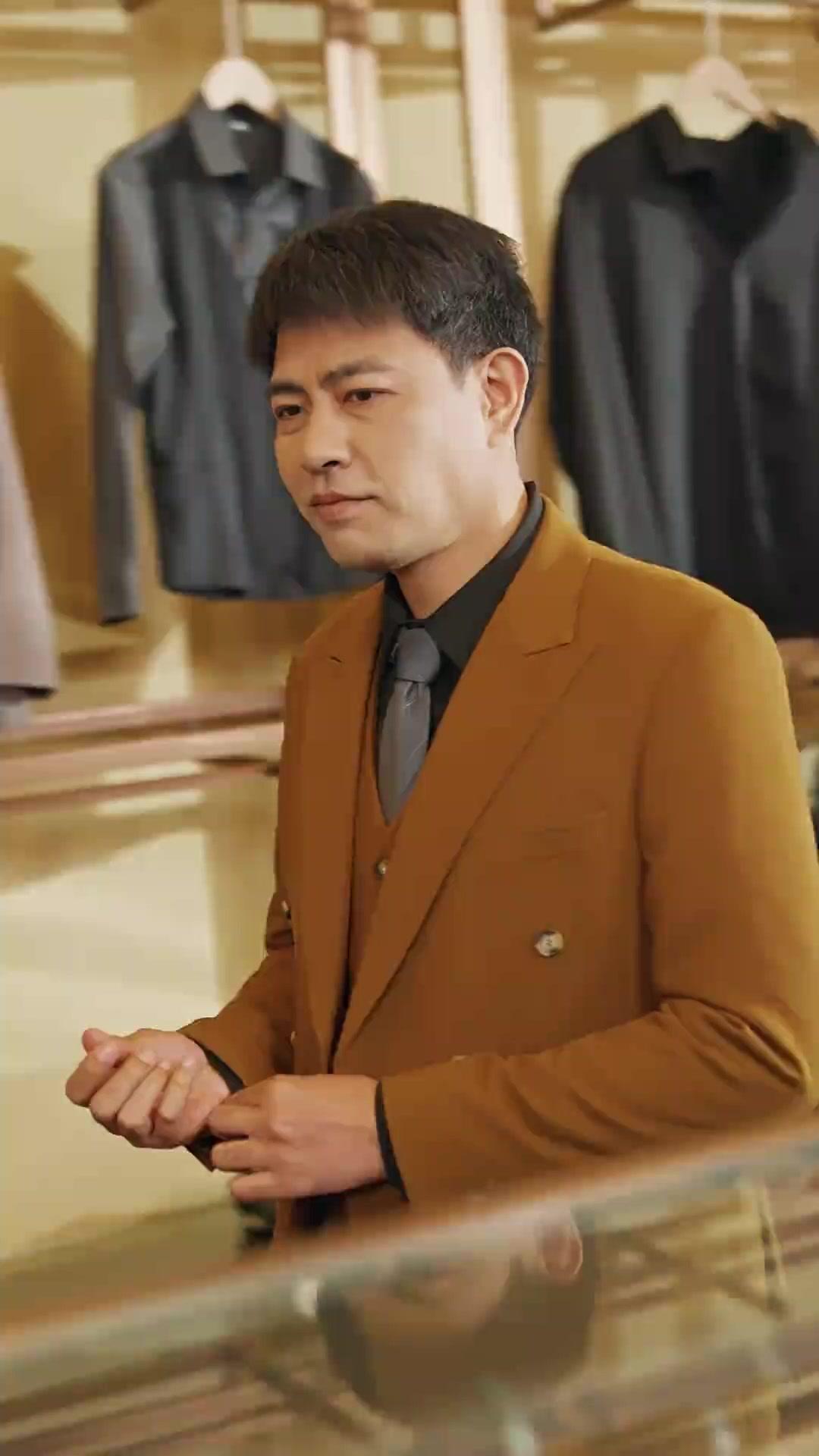 搾取された男、実は財神様だった