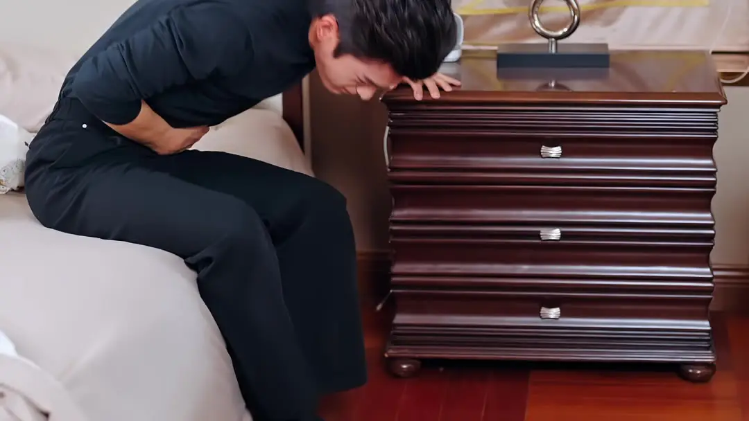 Hey! I Was Their Savior, Not Their Maid! The Hidden Pain Behind the Delivery Bag