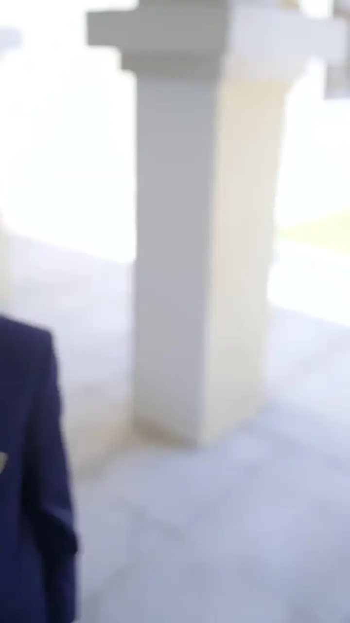 Yeniden Doğuş: Abim Beni Bir Hazine Gibi Sever Bölüm 9