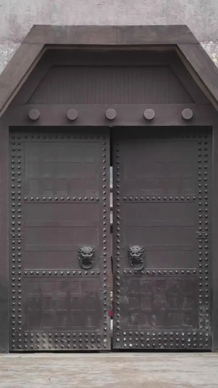 Episode 1