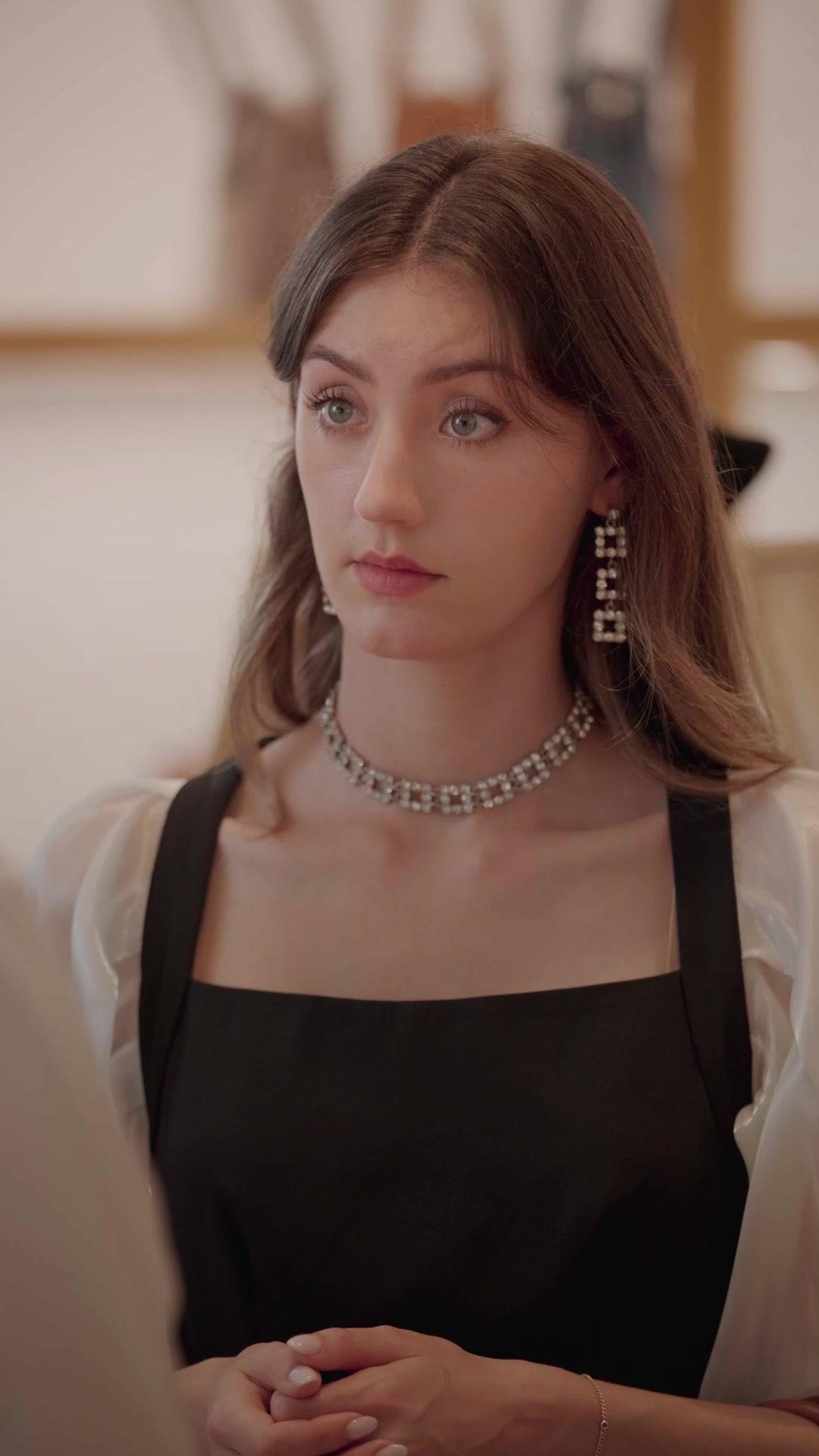 Gold Digging Bride's Fatal Mistake