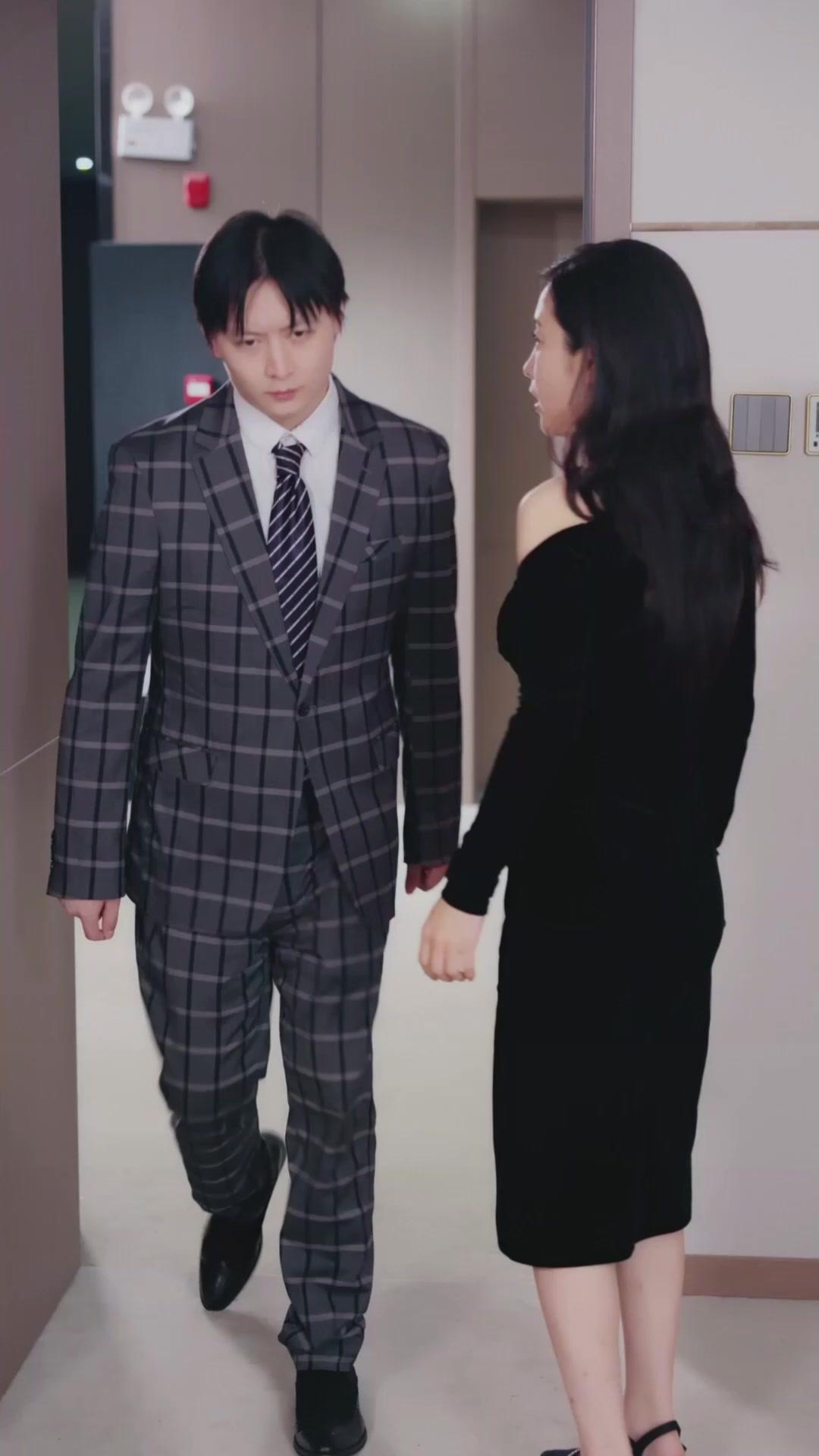法袍之內的專屬寵溺