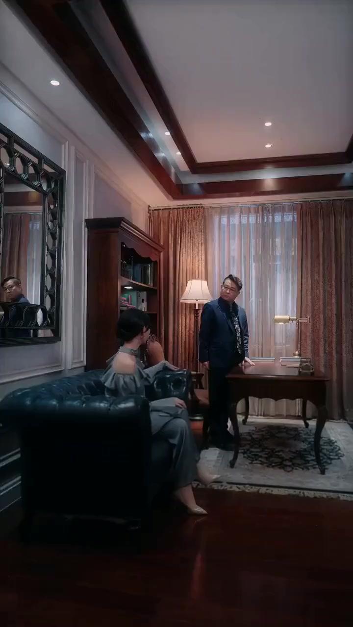 LA MÉCHANTE, C'EST MOI