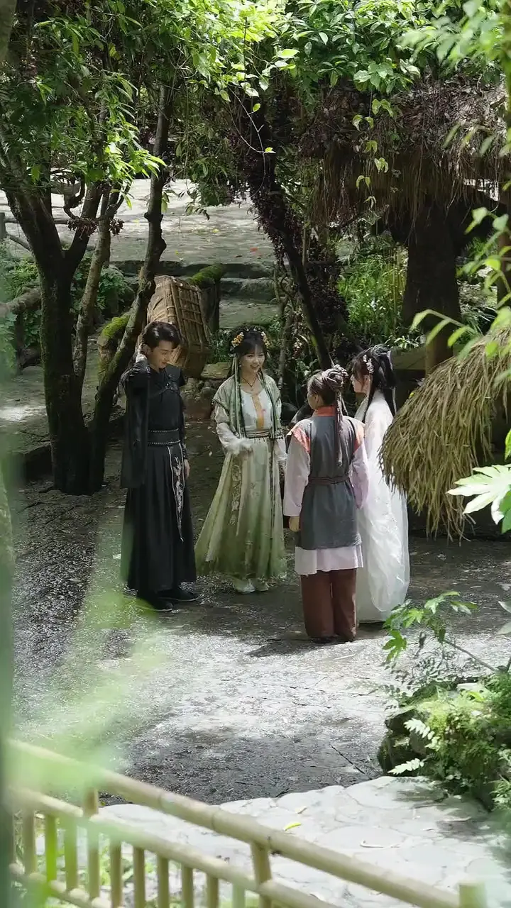 (Dubbed)To Kill the Robe, To Find My Own Episode 35