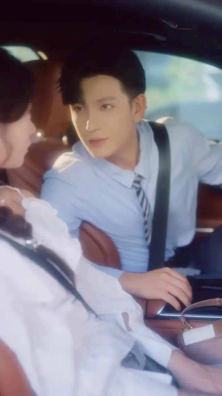 OMG! My "Doctor" Is a Billionaire! Episode 6