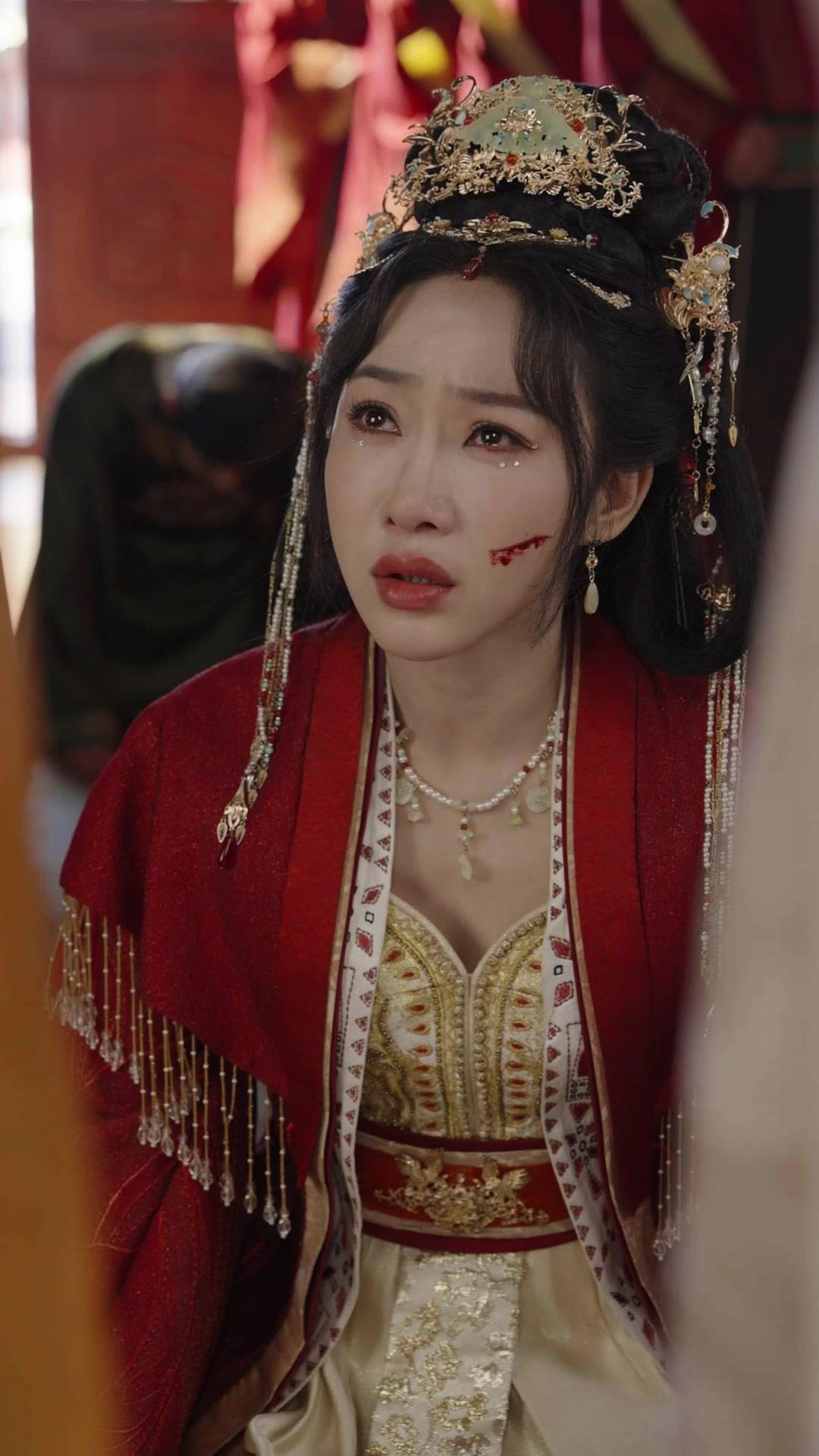 Hands Off My Father, Concubine!