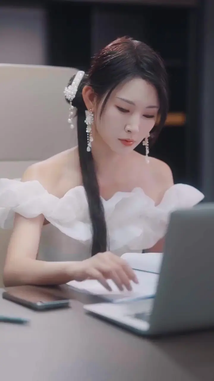 Silken Trap Episode 27