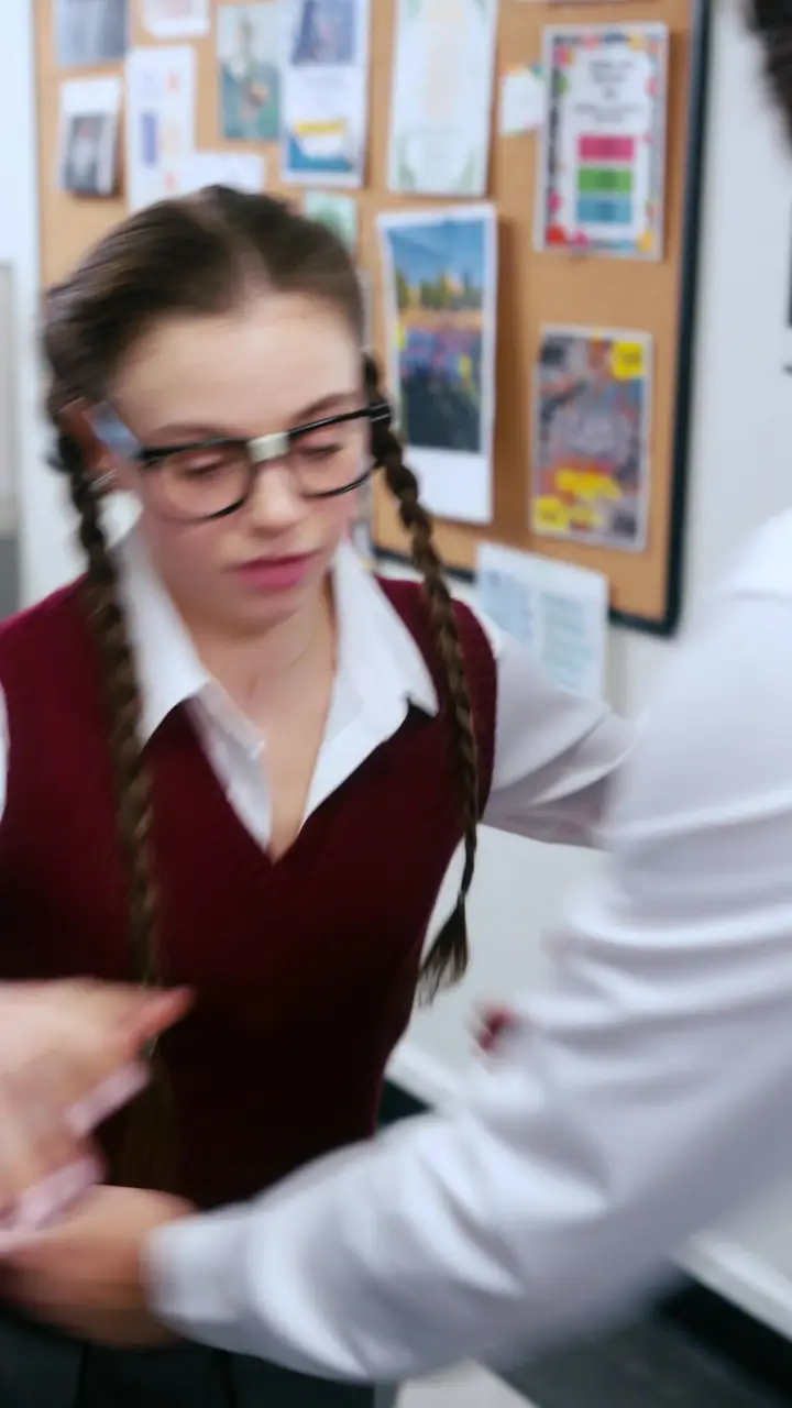 Oops! Nerdy Girl Is My Kitten Episode 21