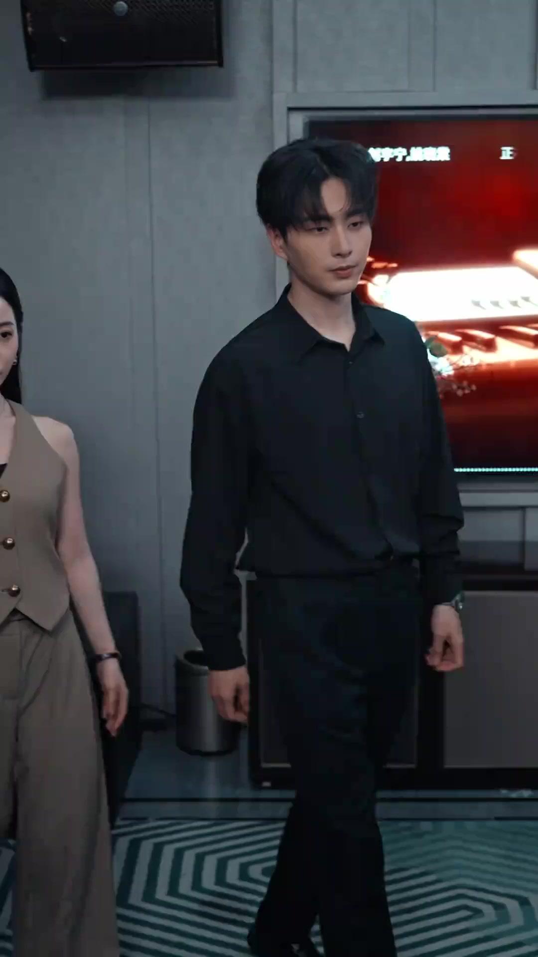 Oops, My Toyboy Is A Heir