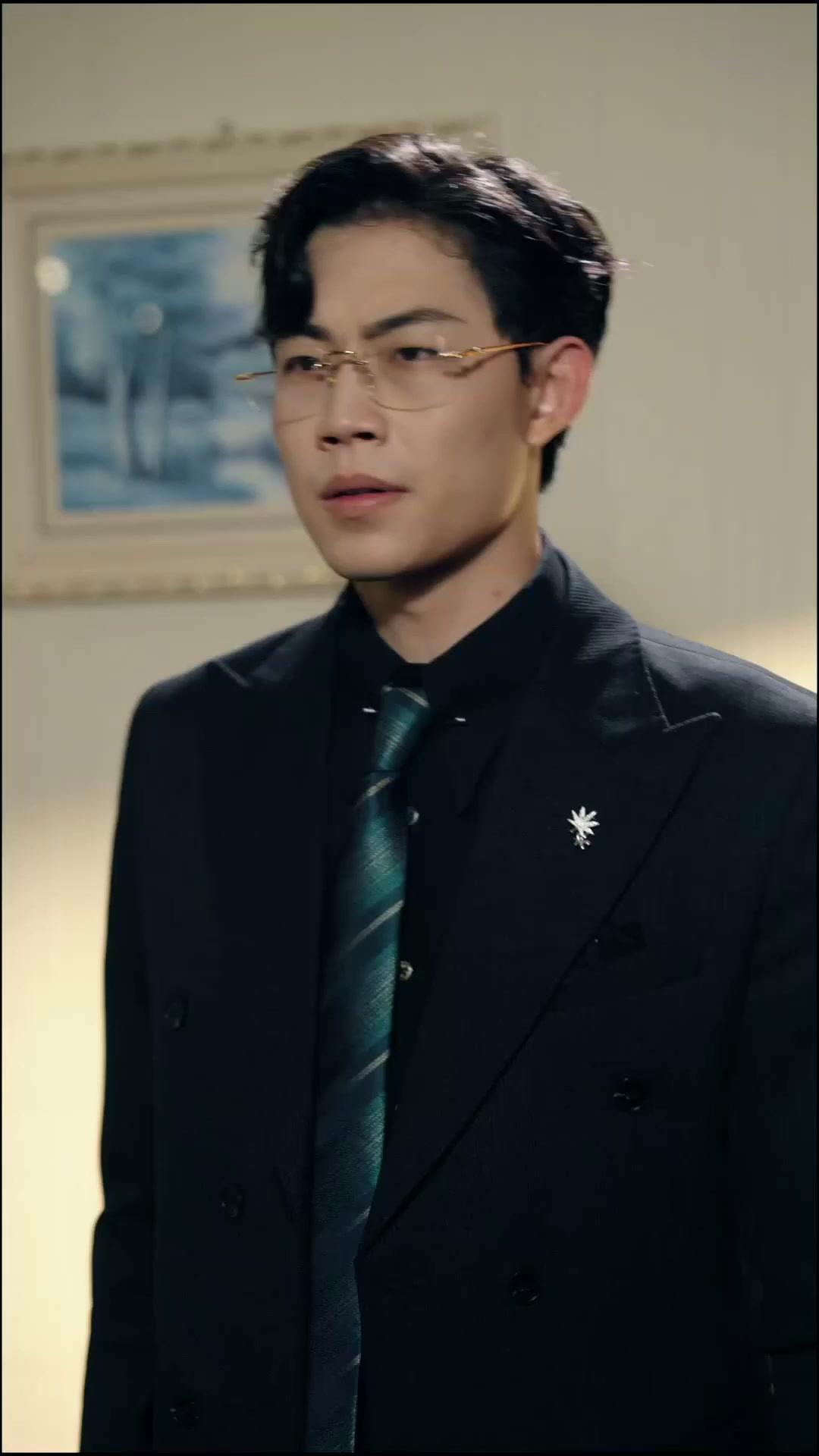 철창 속의 신데렐라