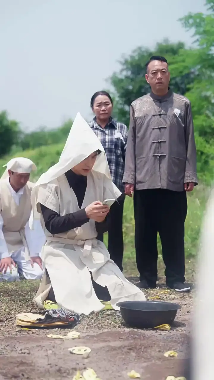 Her Wedding, Her Mother's Funeral Episode 31