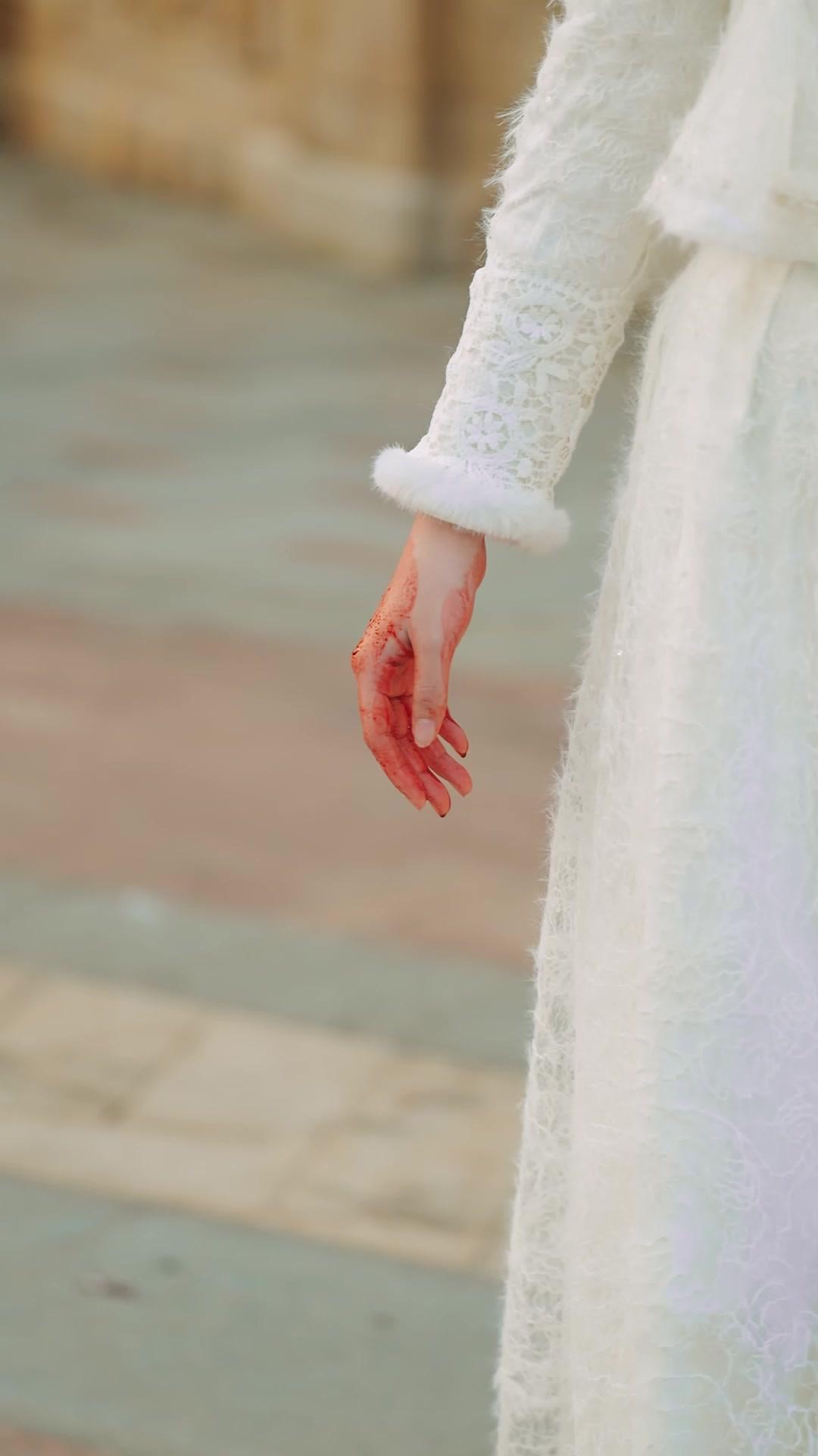 Isteri Bermuka Dua
