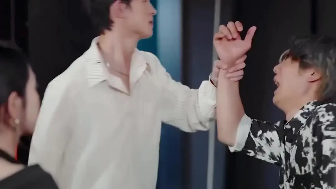 EXM? My Sugar Baby Is The Real Heir! The Kiss That Rewrote Their Fate