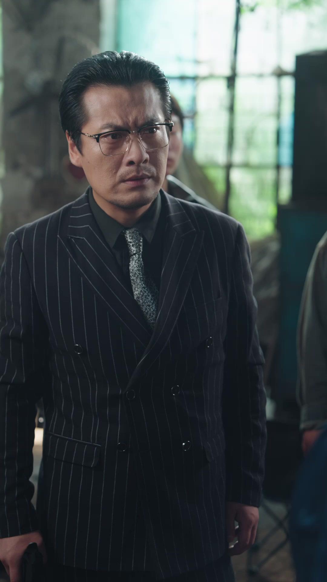 This Watermelon Guy… Is a Big Boss!