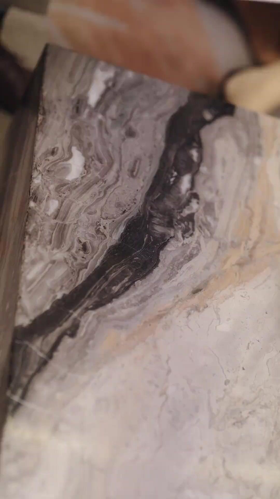 ثمن الخيانة