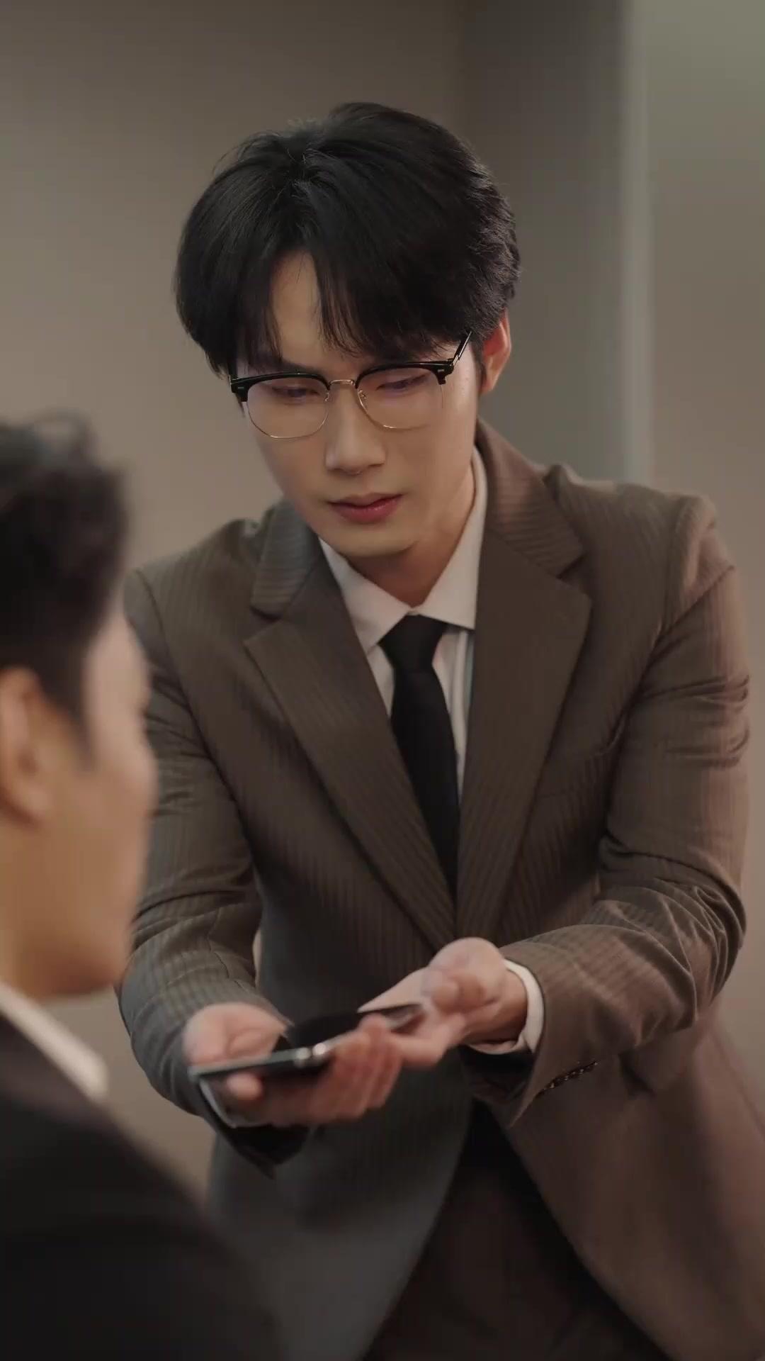 (Dubbed) Ancient General Becomes CEO's Contract Wife