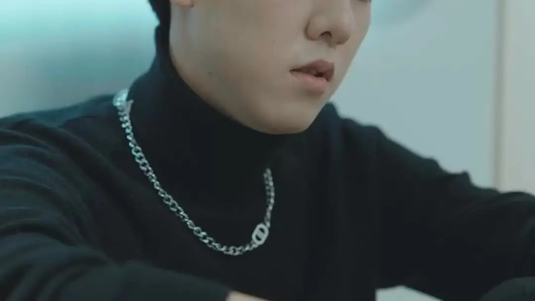 ห้องผู้ป่วยที่เต็มไปด้วยความเงียบและเสียงร้องไห้
