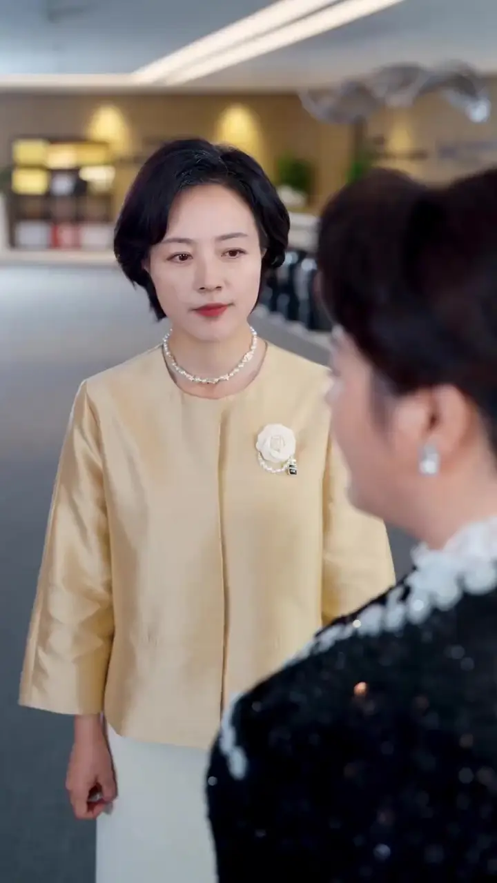 (Dubbed)My Secret Billionaire Mom Episode 15