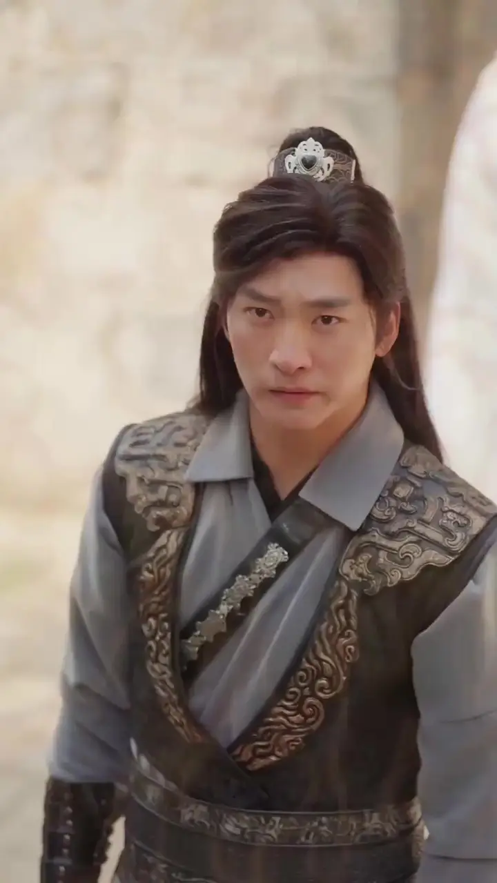 (Dubbed)Rise of the Banished Dragon Episode 35