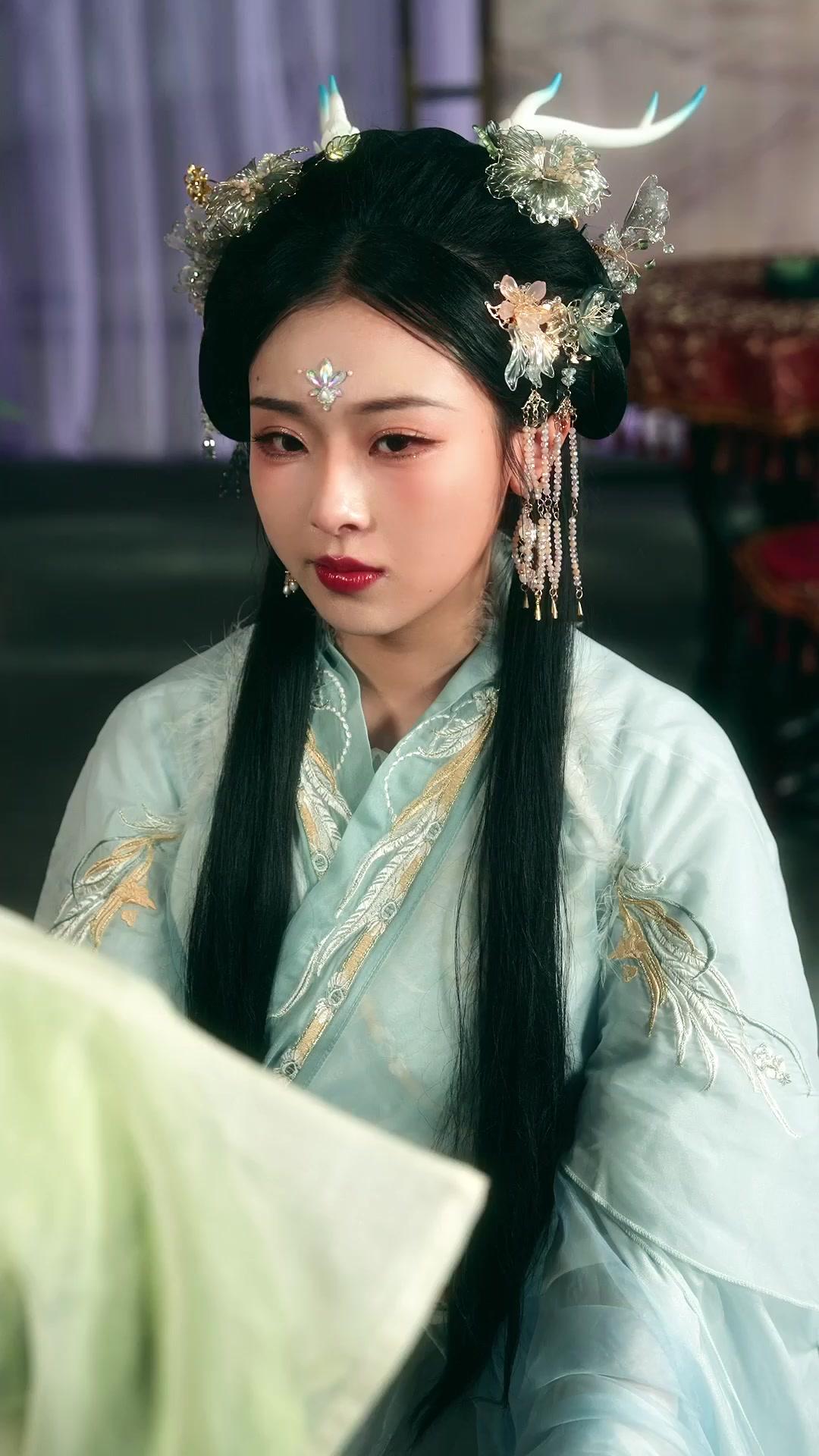 Rise of the Gold Dragon Empress