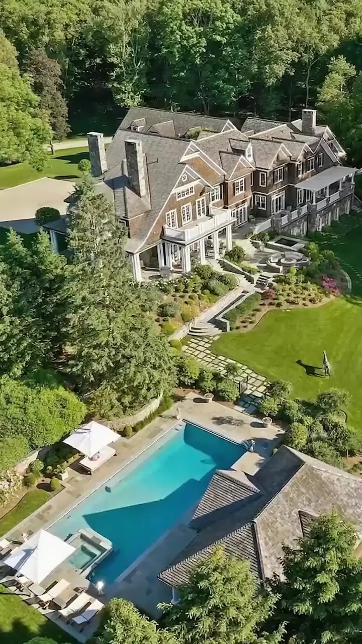 Bay Big, Bebek Sizin Değil Bölüm 1