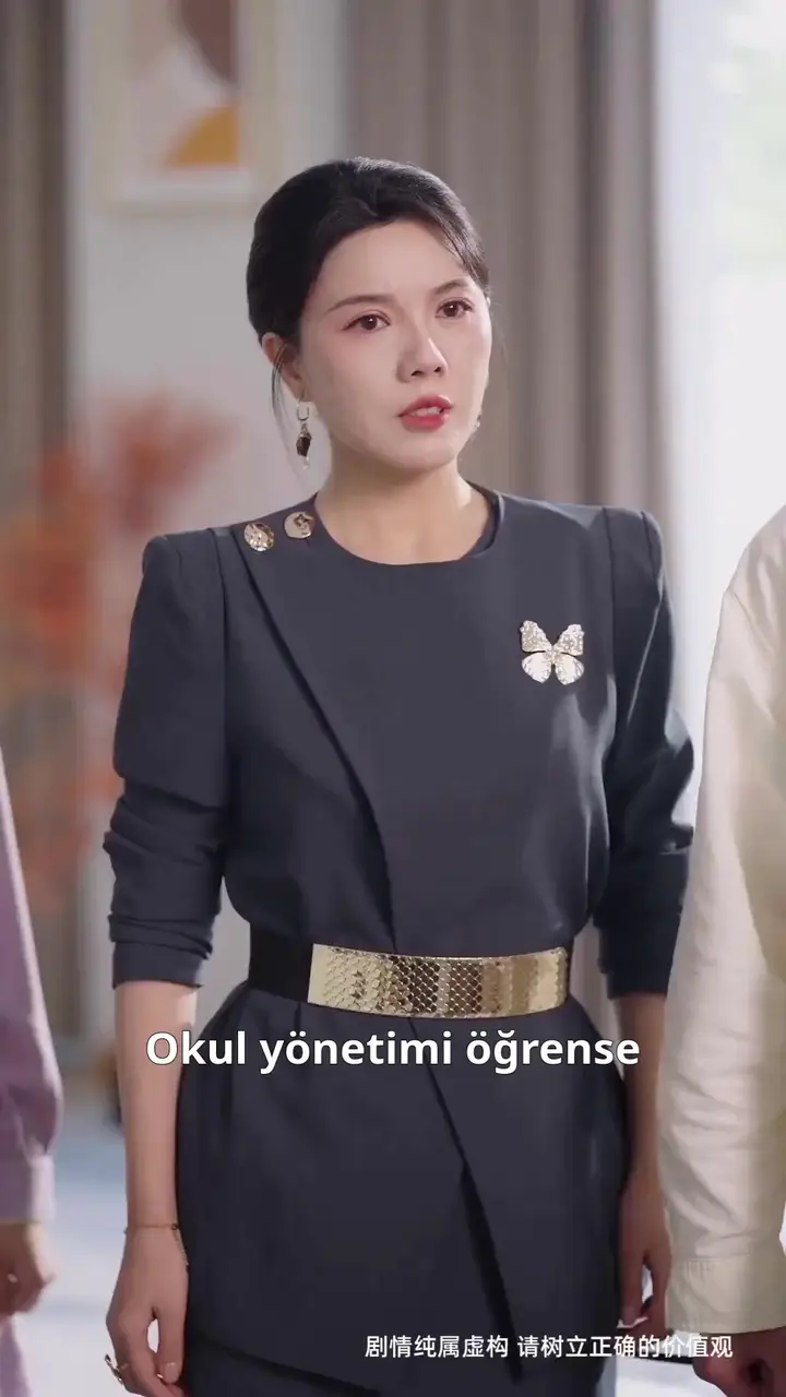 (Dublajlı) Sahte Yıllar Bölüm 34