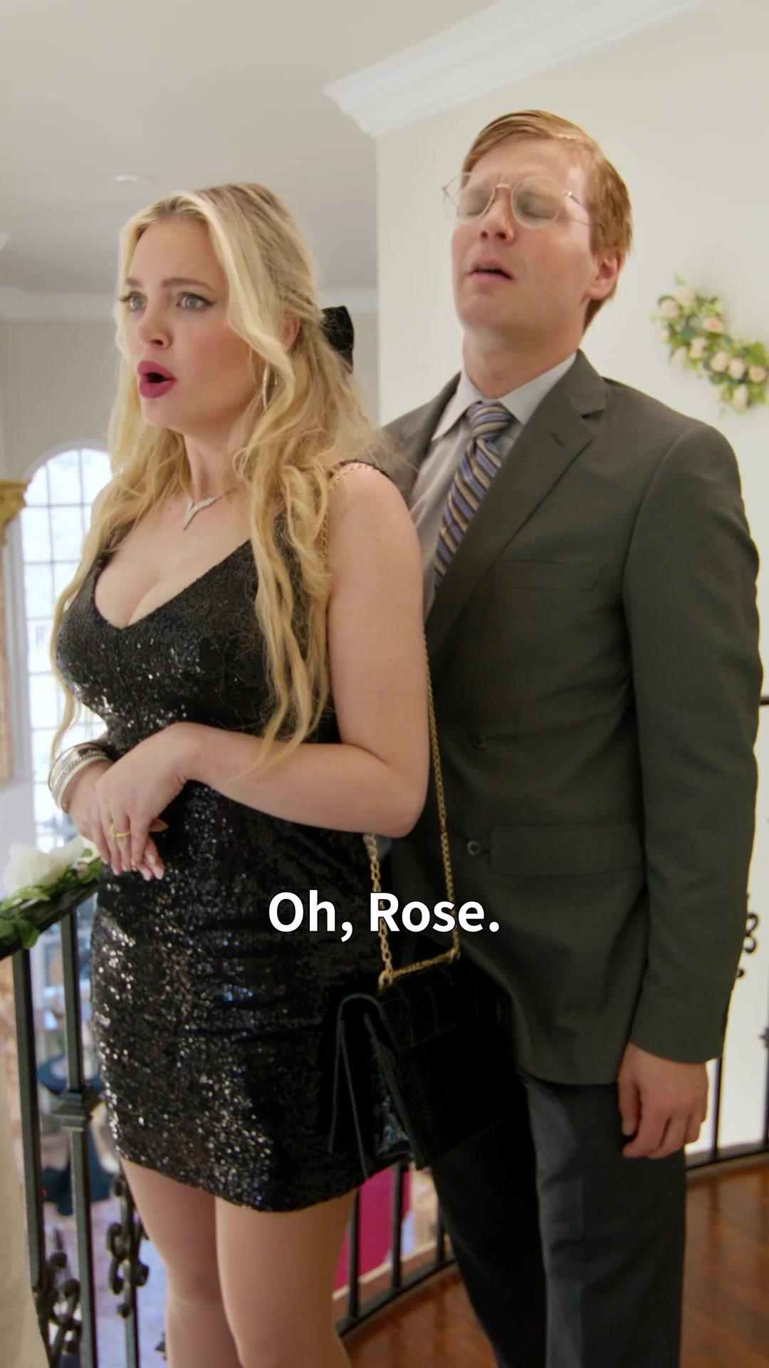  The Rose Comes With Thorns
