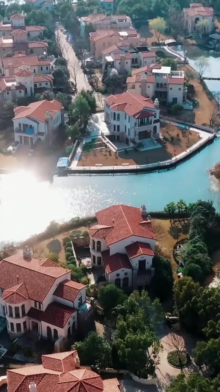 Divorced, but a Tycoon Episode 1