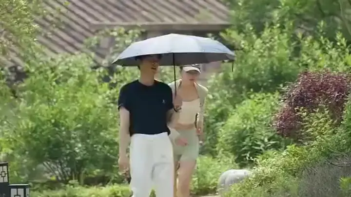 Engagement Off, Now He’s Proposing? The Park Incident in 'Wind Whispers' and 'Silent Bloom'