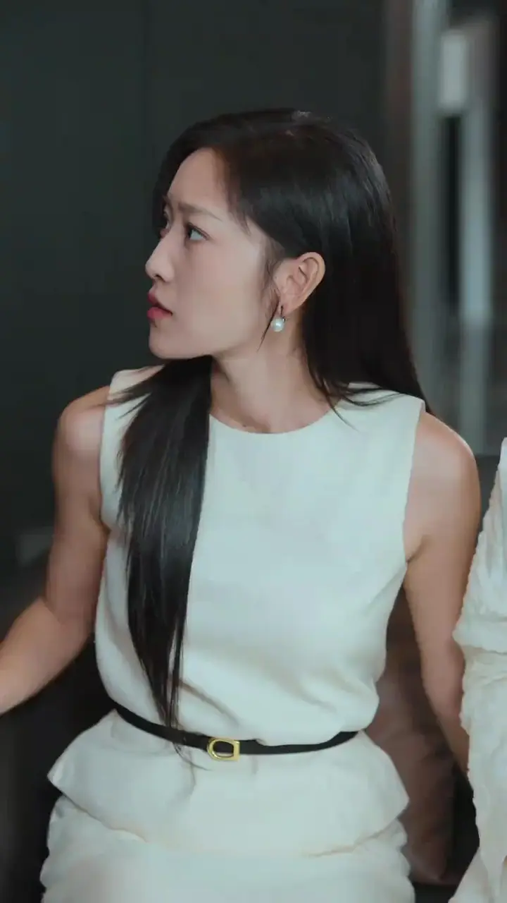 (Dubbed) Runaway Sisters, Marry Brothers? Episode 53