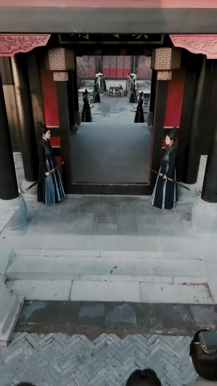 Kadınlar Ülkesinde Bölüm 17