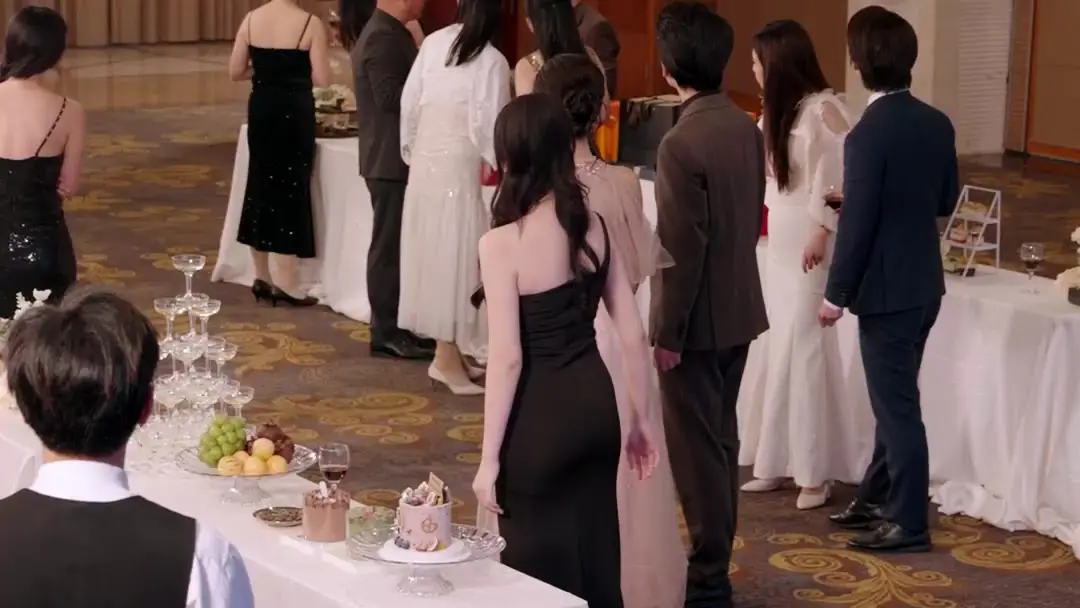 Bye, Jerk! I'm the Boss Lady! The Red Velvet Storm at Lin Yue's Birthday Gala