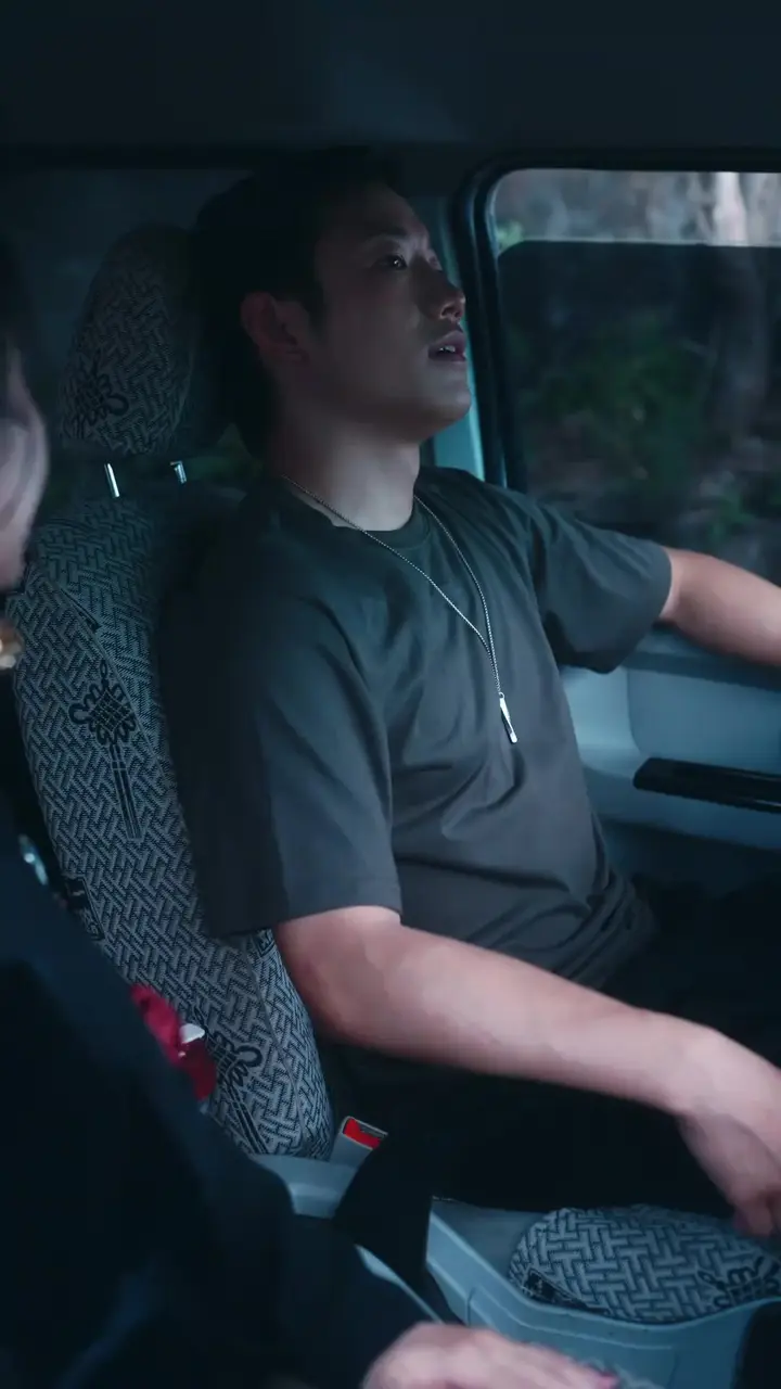 What? My Lover is an Undercover Cop! Episode 60