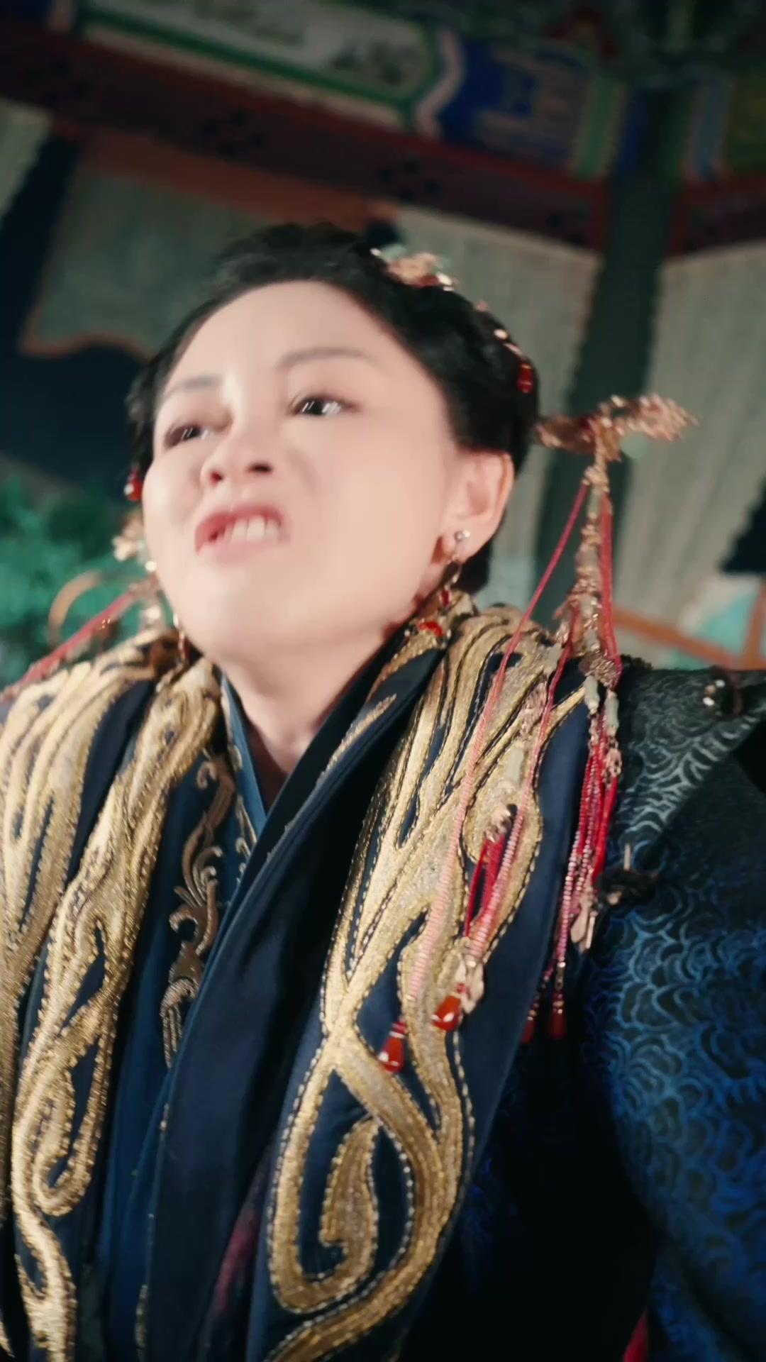 偽りの真珠は、血を纏う