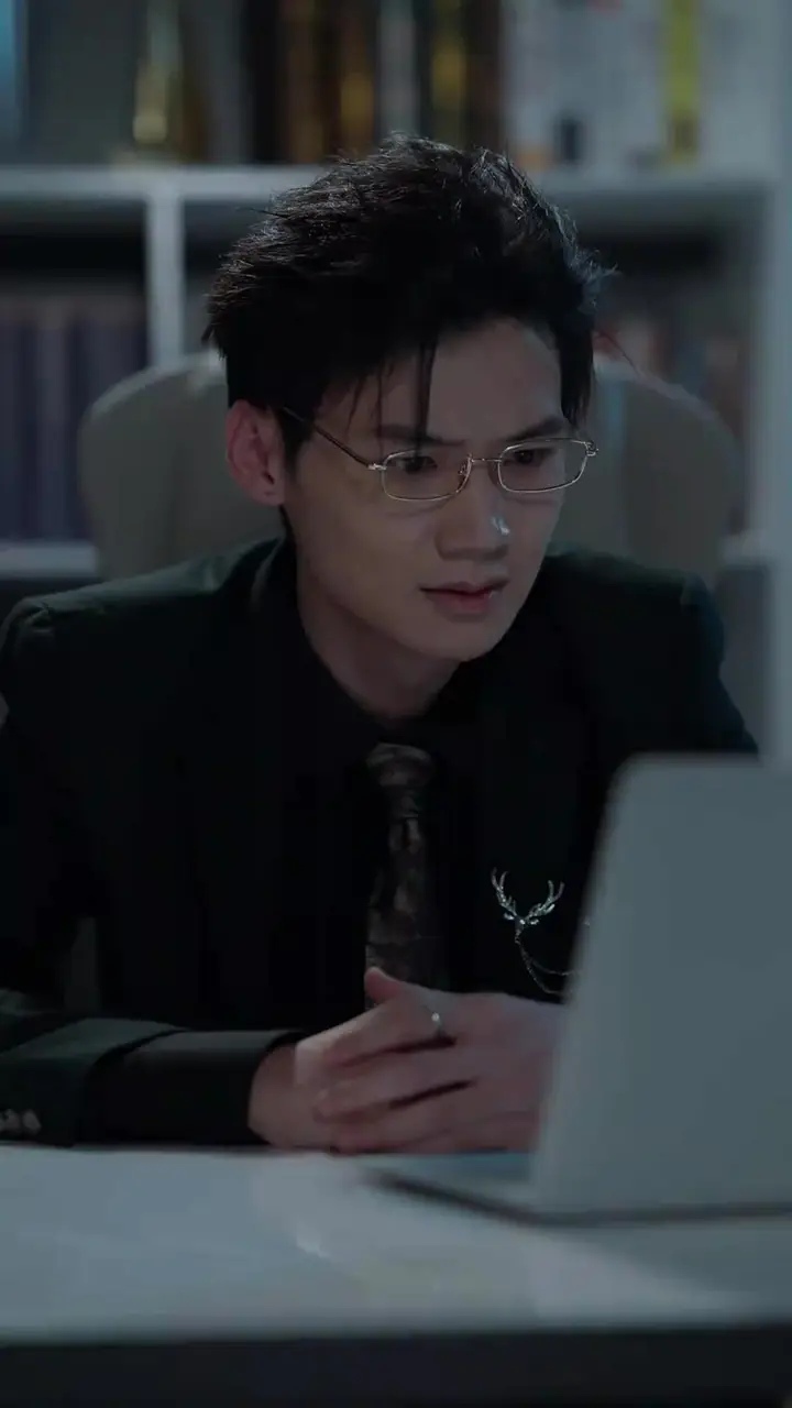 Her Ex Is a Tech Tycoon Episode 34