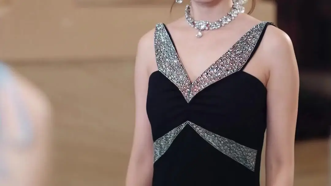 EXM? My Sugar Baby Is The Real Heir! The Invitation That Shattered the Gala