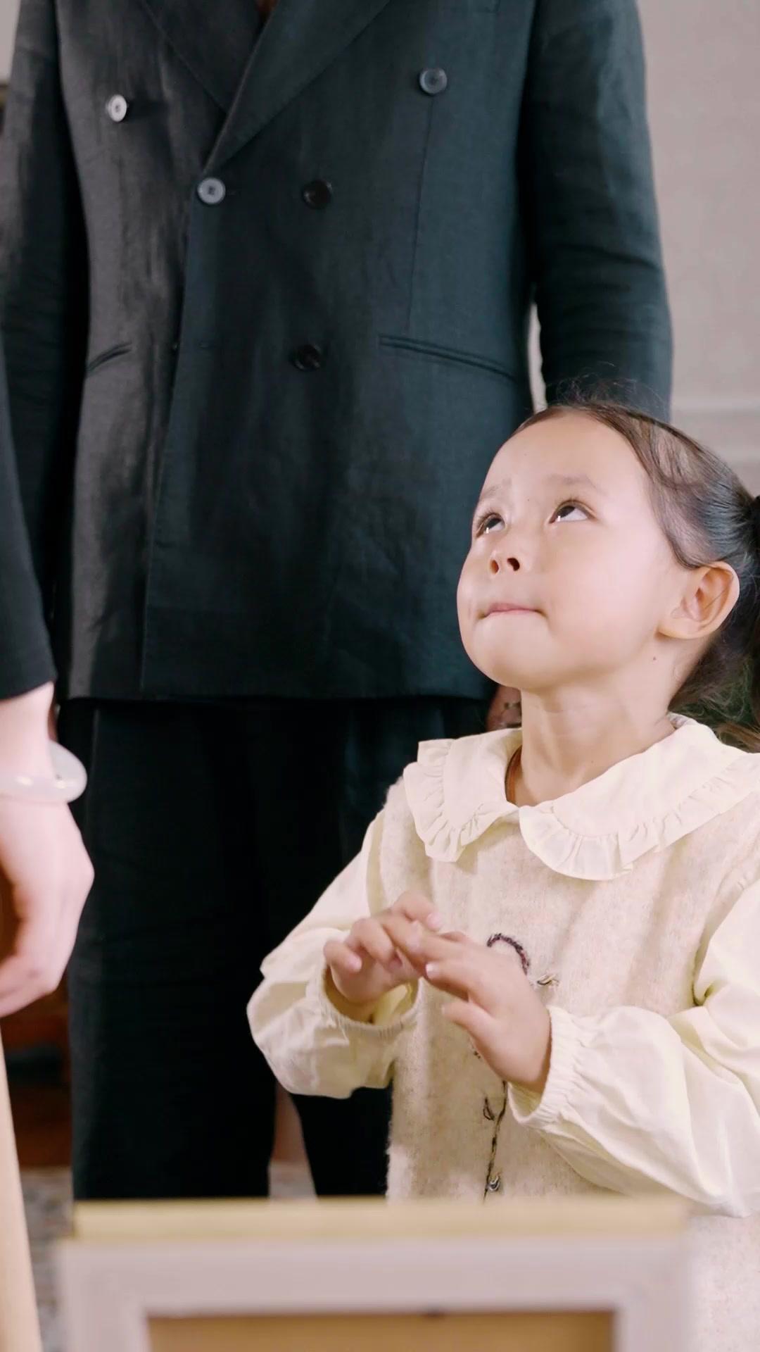 Daddy, Don’t Let Mommy Go