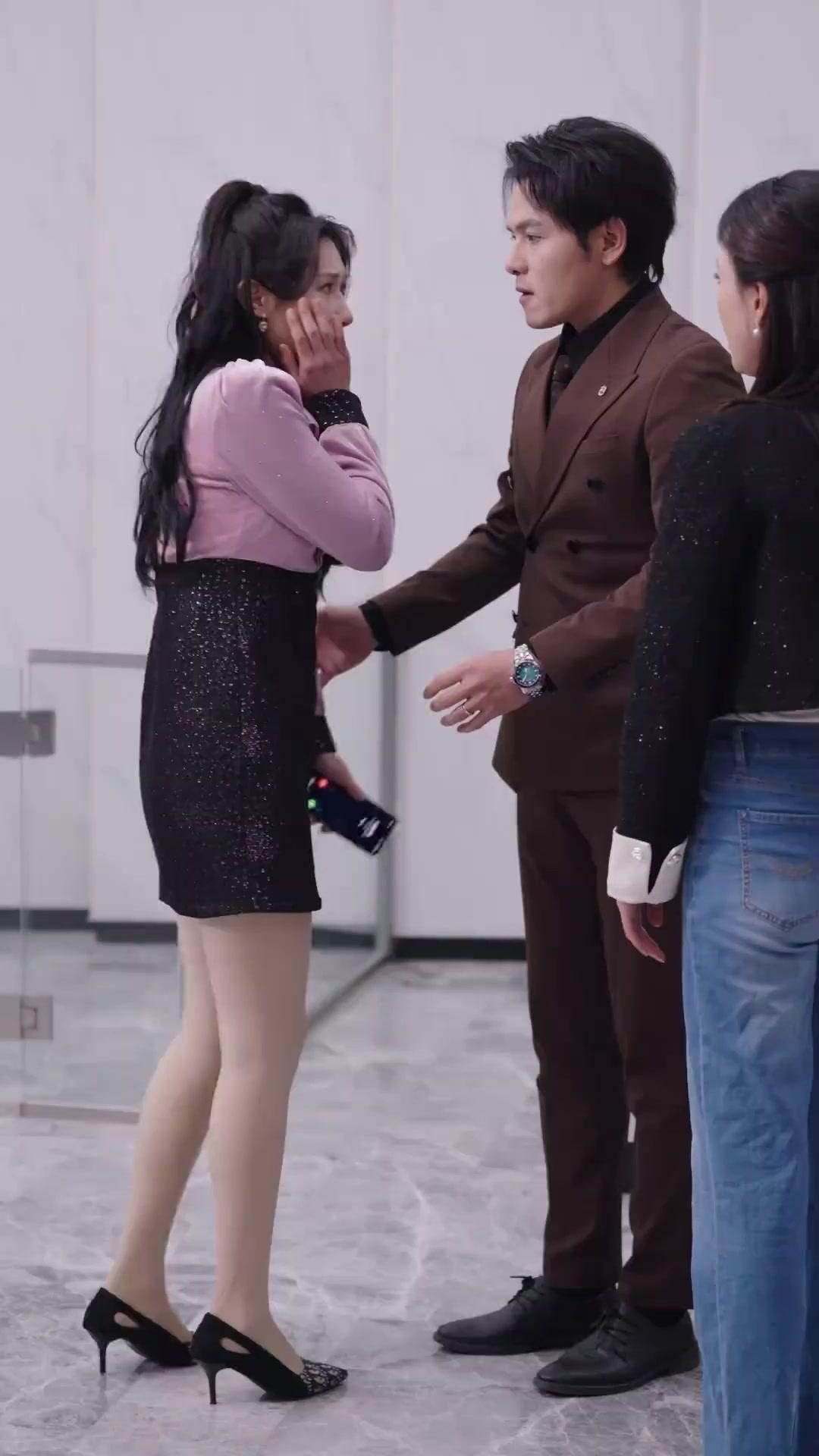 離婚から始まる女王の座