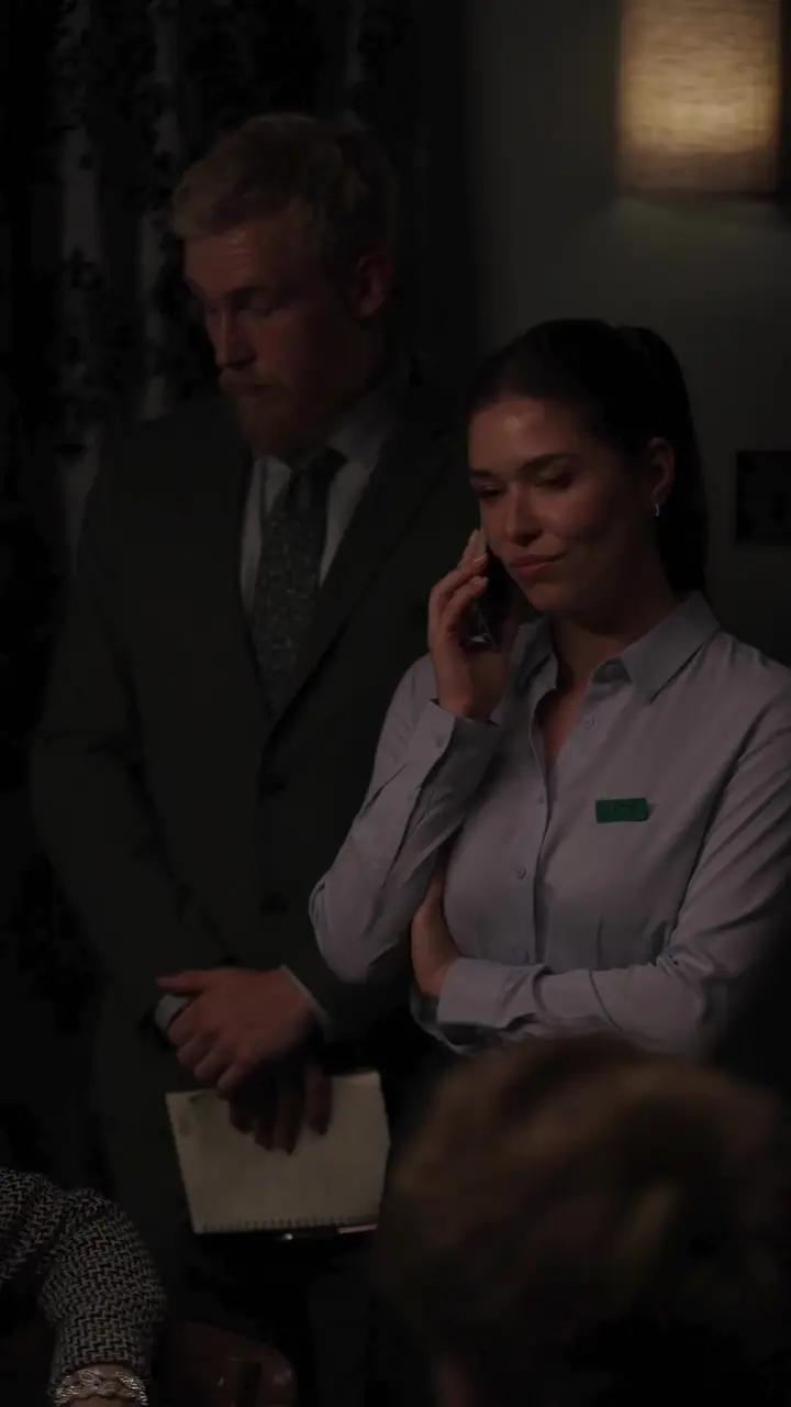 Strikes Back of Desperate Wife Episode 33