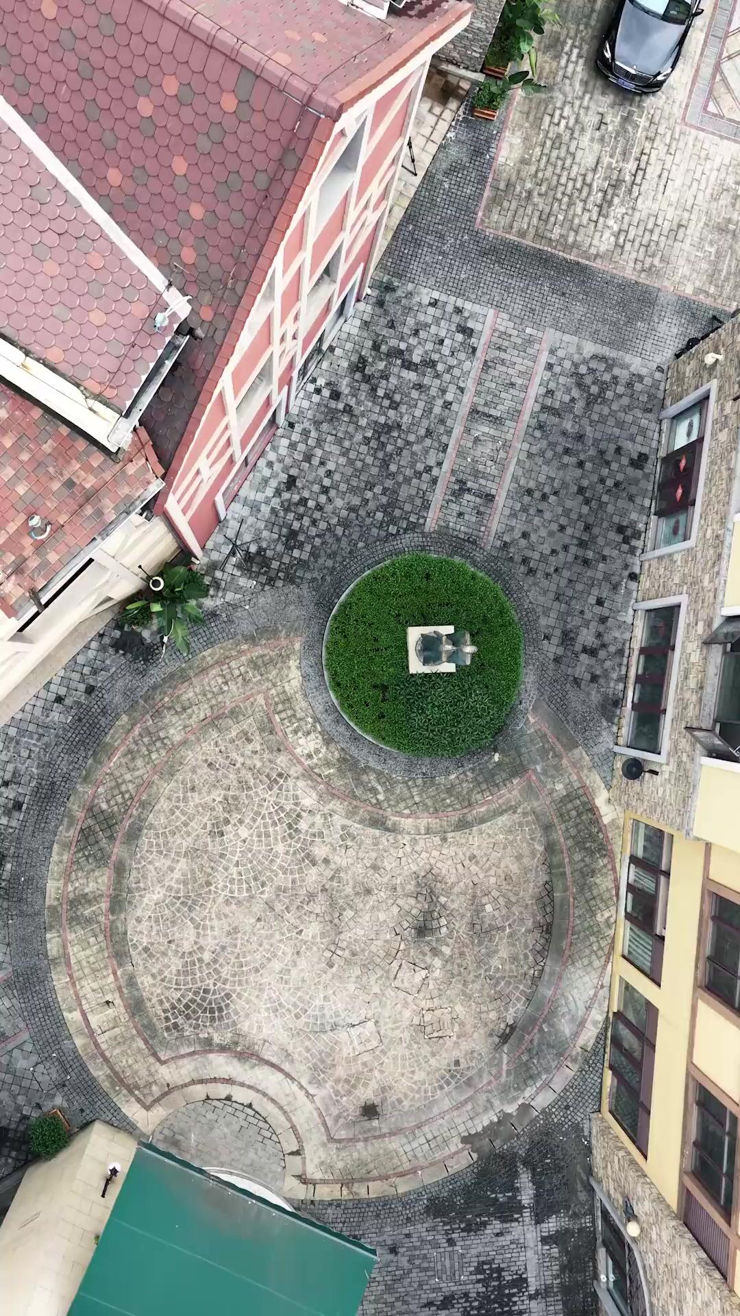 (Doblado)Juego de mentiras