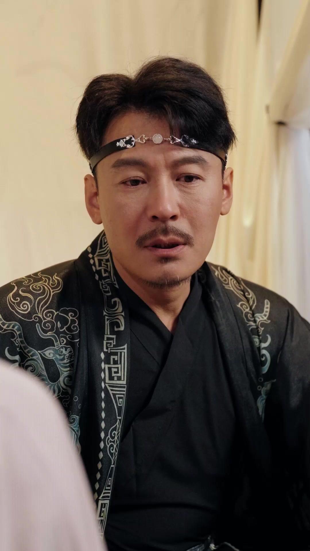 Demi Putriku, Identitasku Bocor