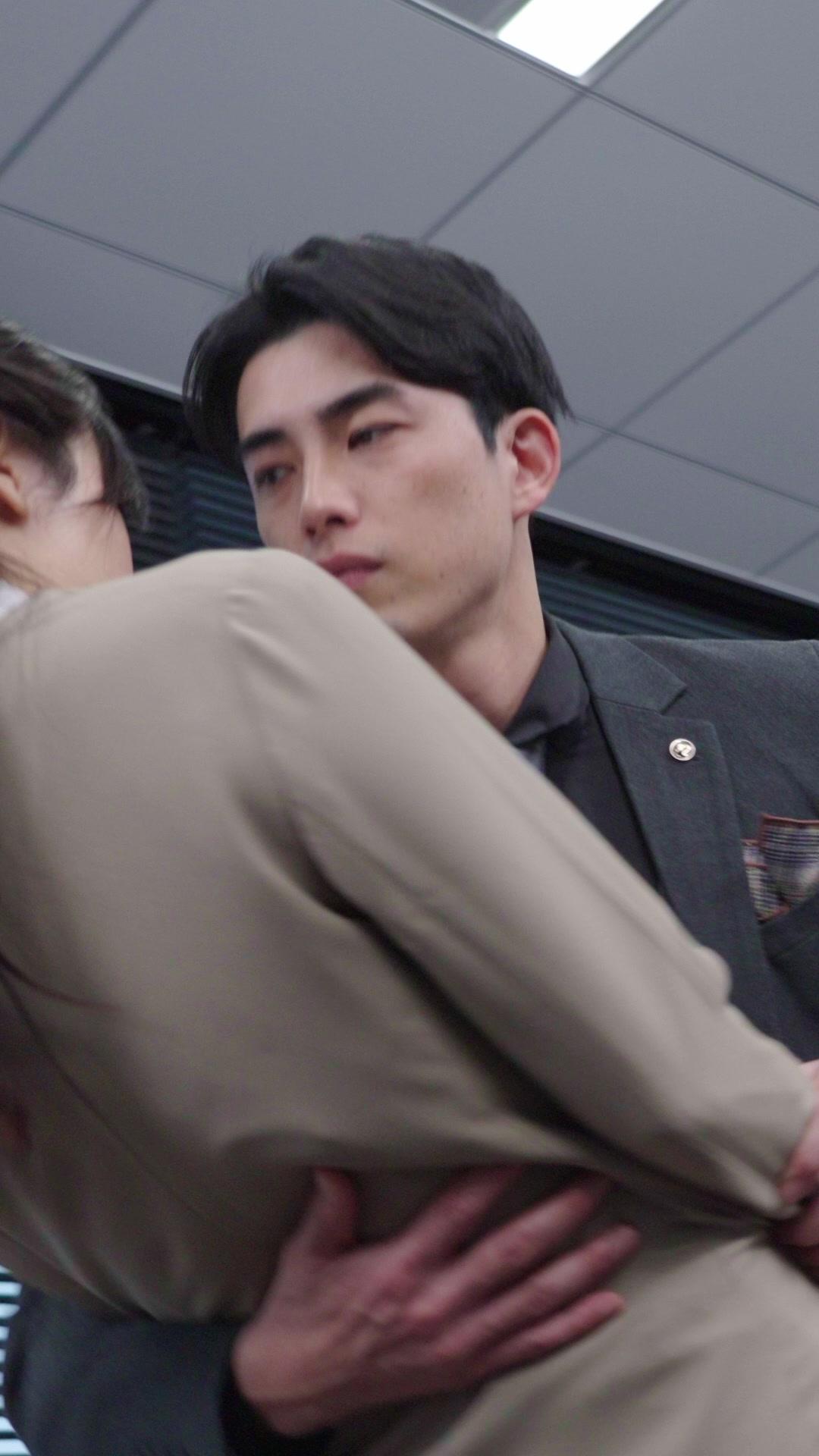 CEO Is My Secret Admirer