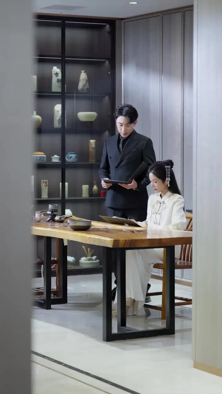Heiress Returned. Kneel or Fall! Episode 14
