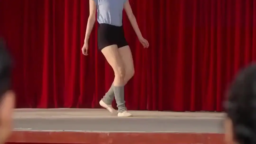 (Dubbed) On Pointe, Off Guard: When the Stage Walks In